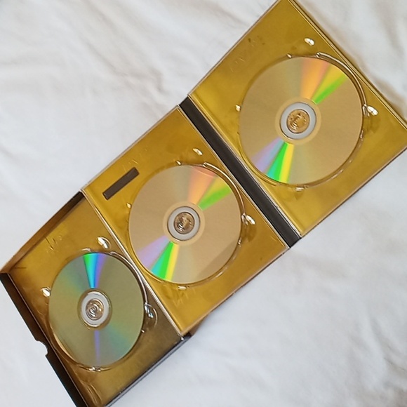 OZ DVD Complete Set Seasons 1-6 - Picture 6 of 16